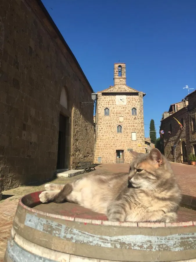 Notti Etrusche a Sovana 0*,